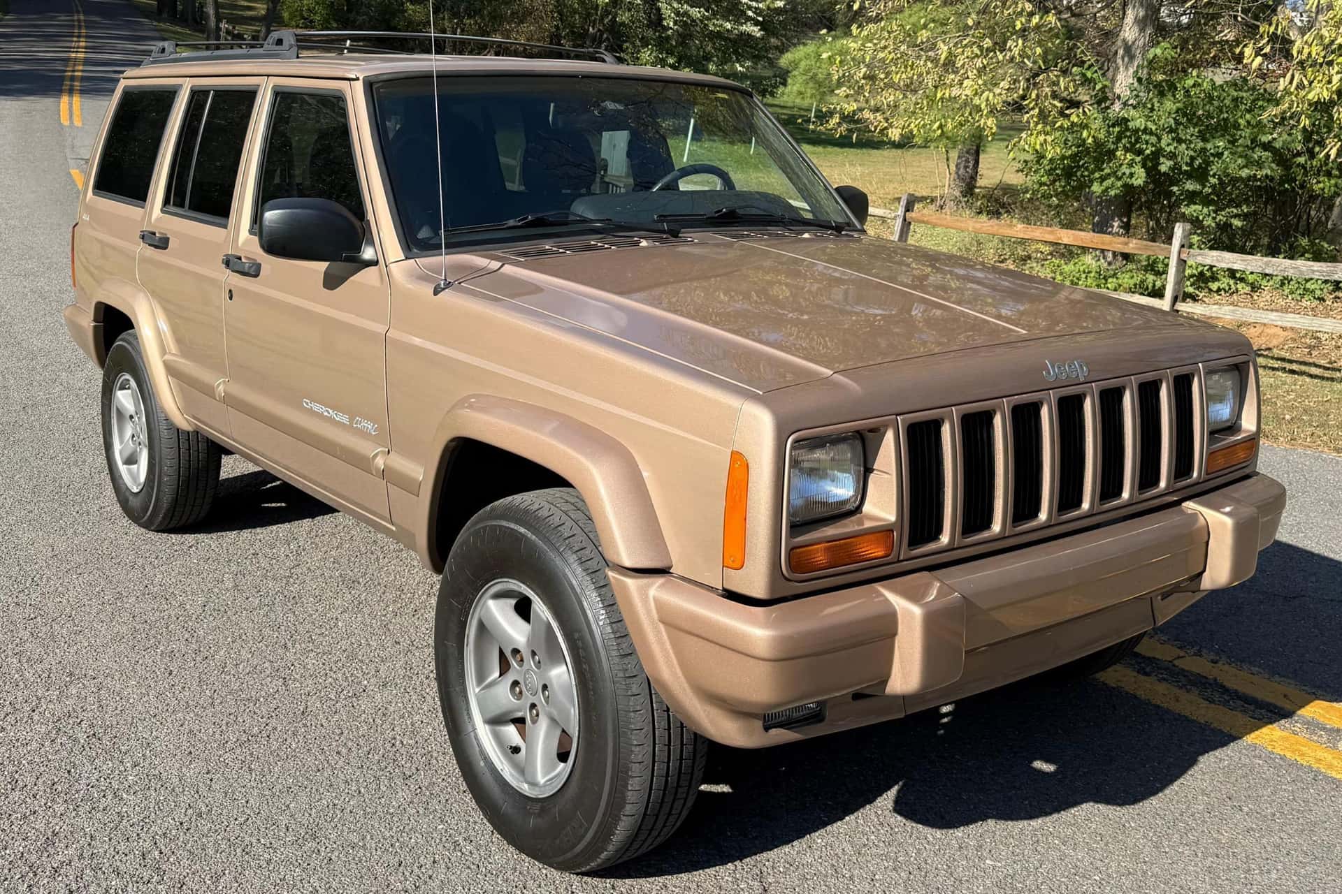 1999 Jeep Cherokee sold for $11,200