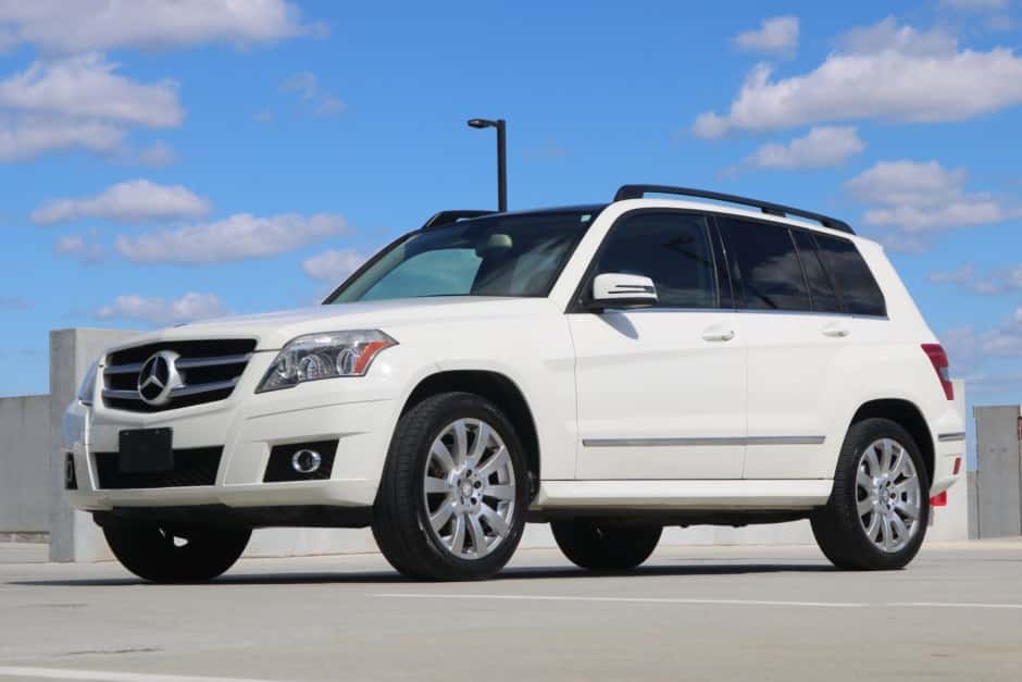 2011 Mercedes-Benz X204 GLK-Class sold for $9,000