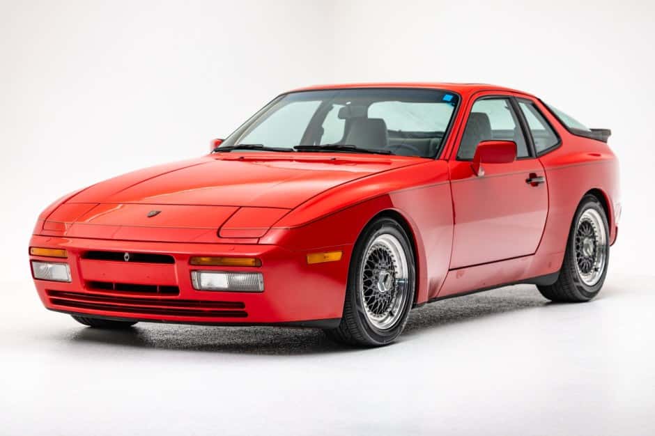 1988 Porsche 944 Turbo sold for $20,750