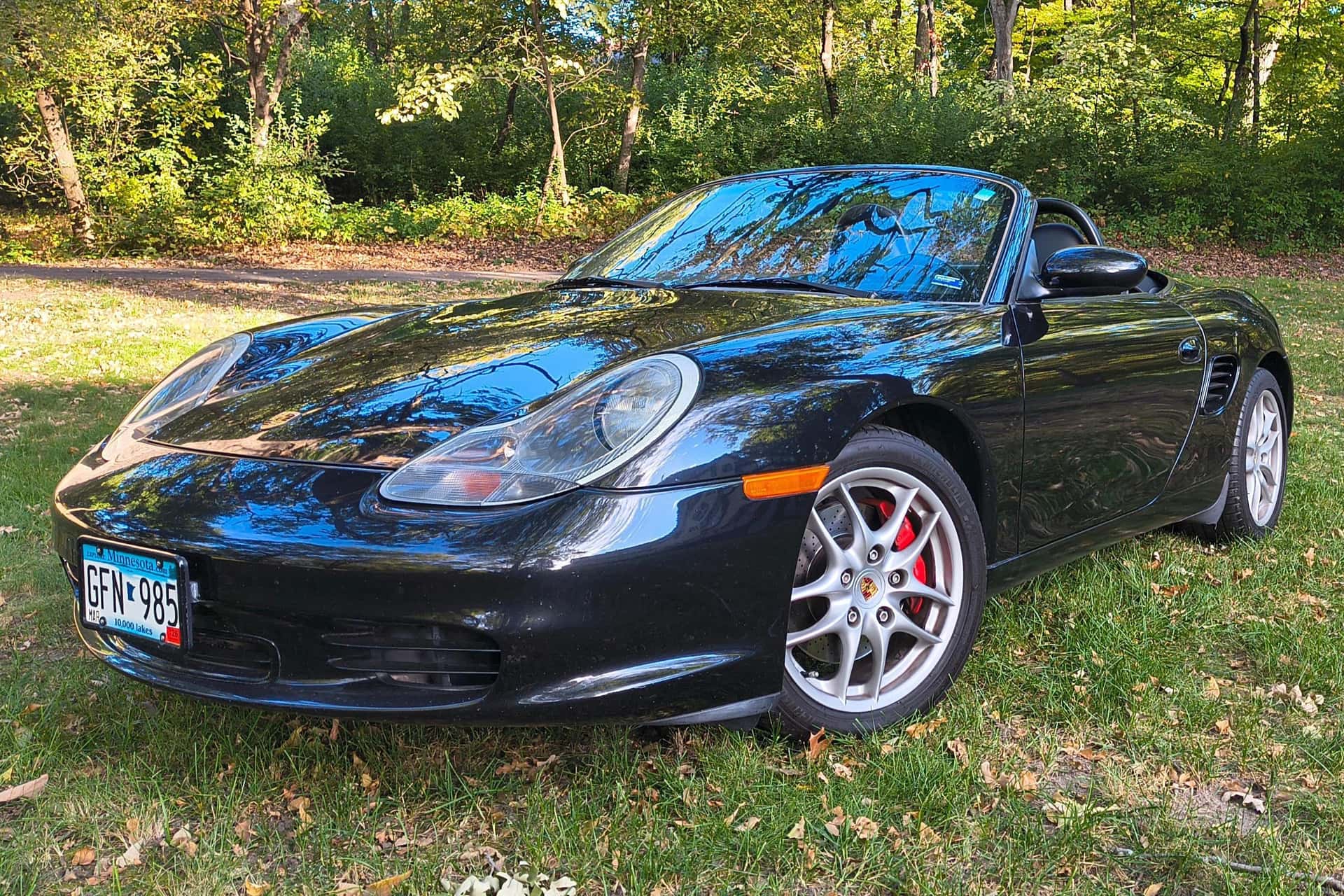 2004 Porsche 986 Boxster sold for $13,600