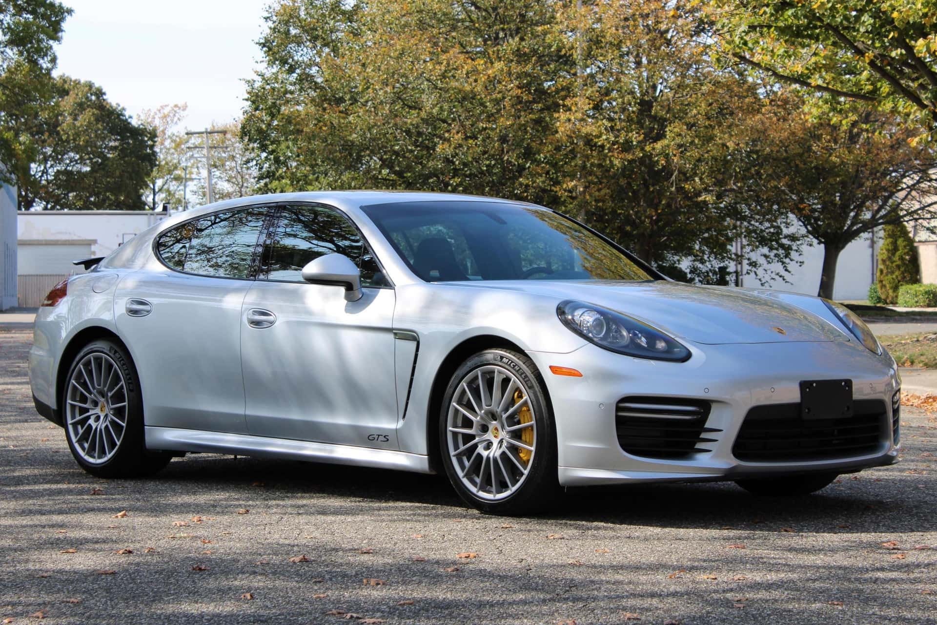 2016 Porsche Panamera sold for $28,587