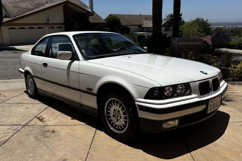 1995 BMW E36 3-Series sold for $6,050