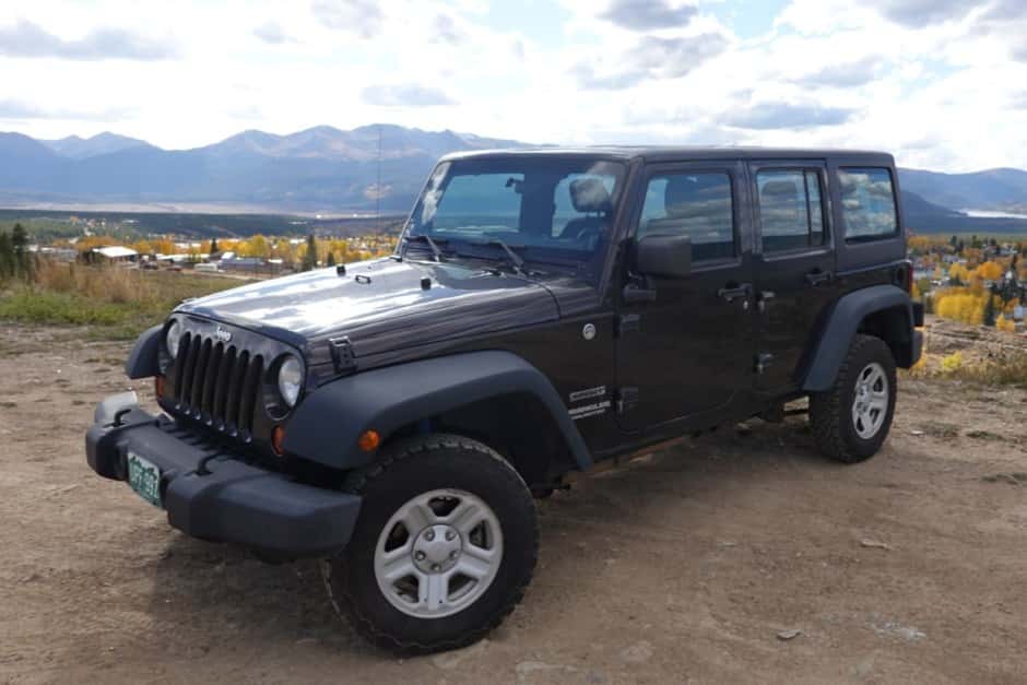 2013 Jeep Wrangler JK (2007-2018) sold for $10,600