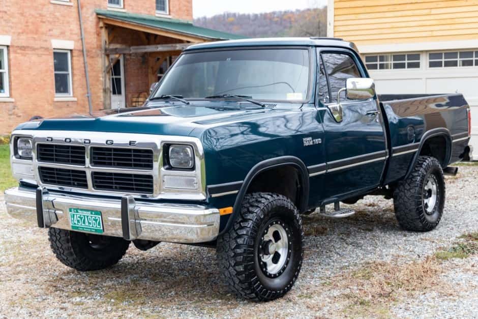 1993 Dodge Ram (1981-1993) sold for $16,500