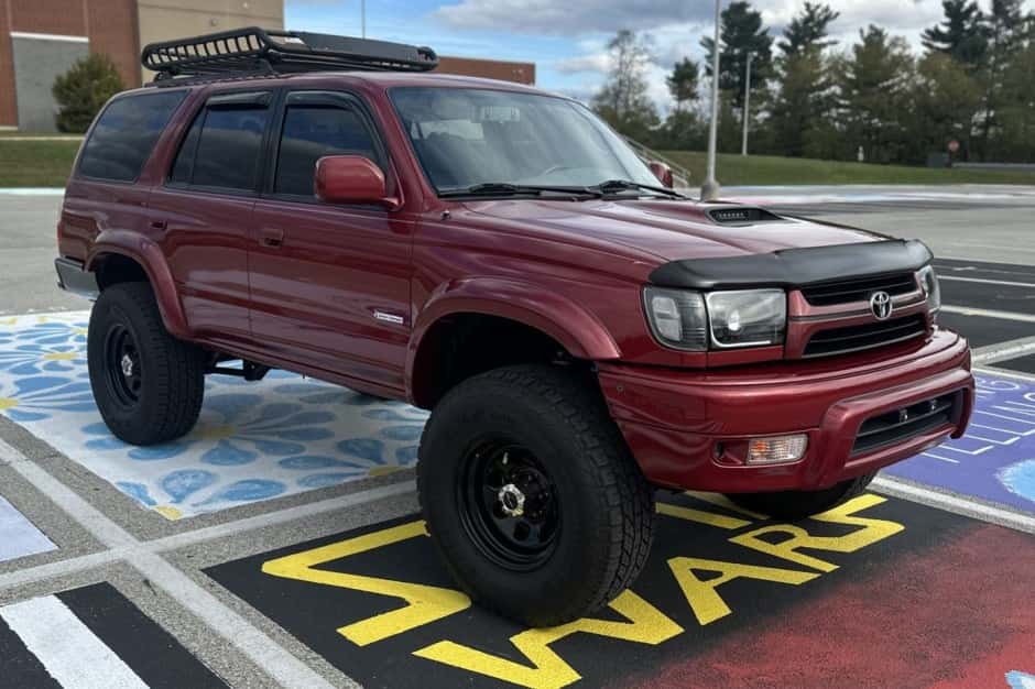 2002 Toyota 4Runner (N180) sold for $12,555