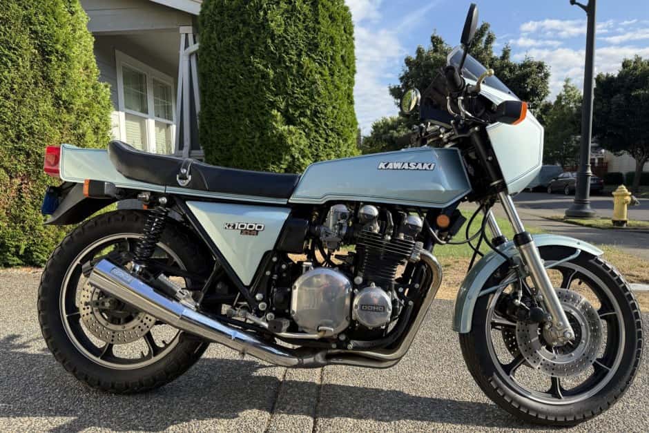 1978 Kawasaki Z1 & Z1-R sold for $14,250