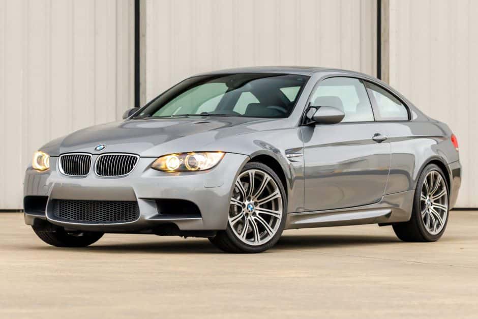 2009 BMW E90/E92/E93 M3 sold for $33,000
