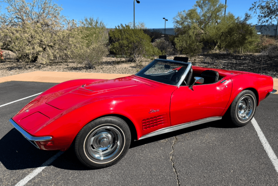 1971 Chevrolet Corvette C3 sold for $17,750