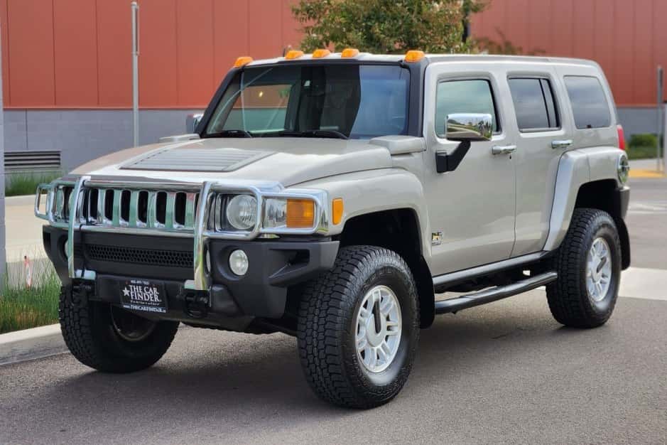 2006 Hummer H3 sold for $10,250