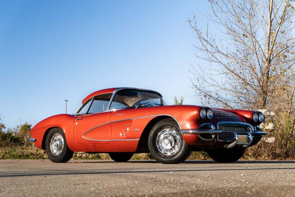 1961 Chevrolet Corvette C1 sold for $43,027