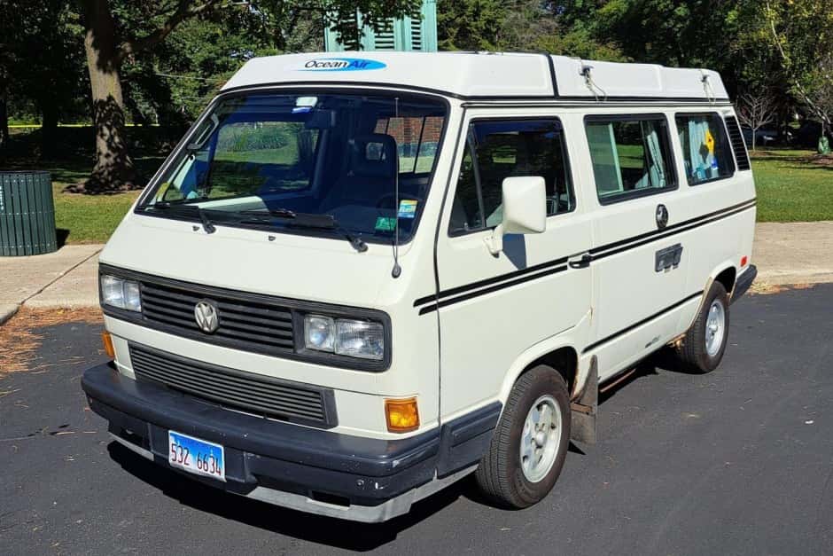 1991 Volkswagen Vanagon sold for $11,250