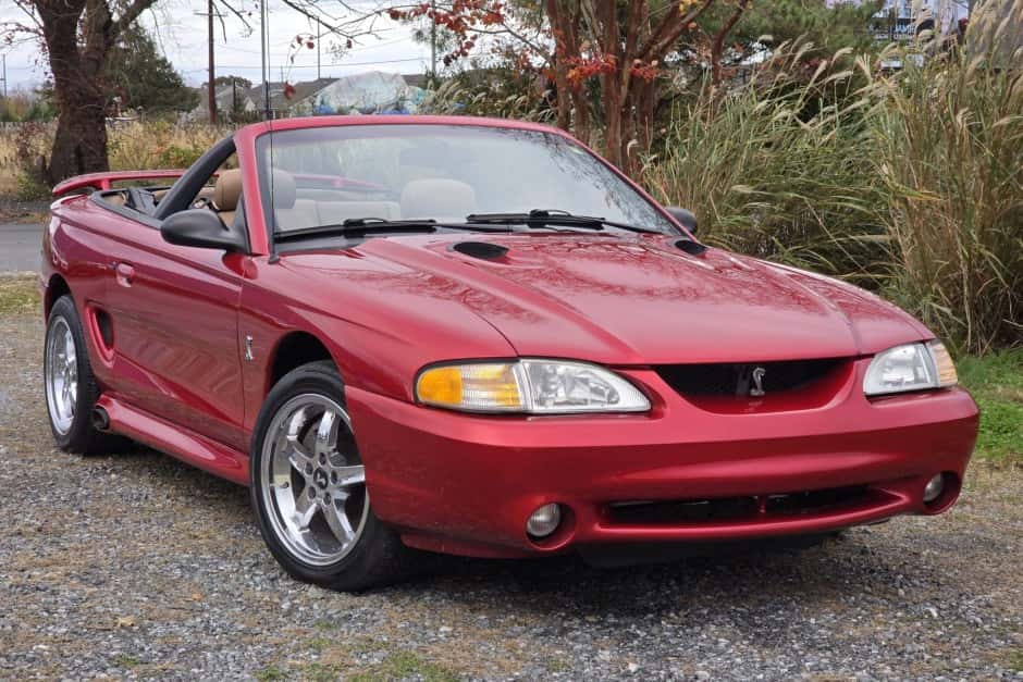 1996 Ford Mustang SN95 1994-2004 sold for $12,100