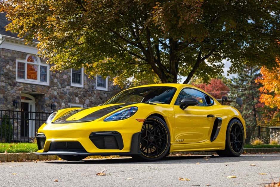 2025 Porsche Cayman GT4 sold for $180,000