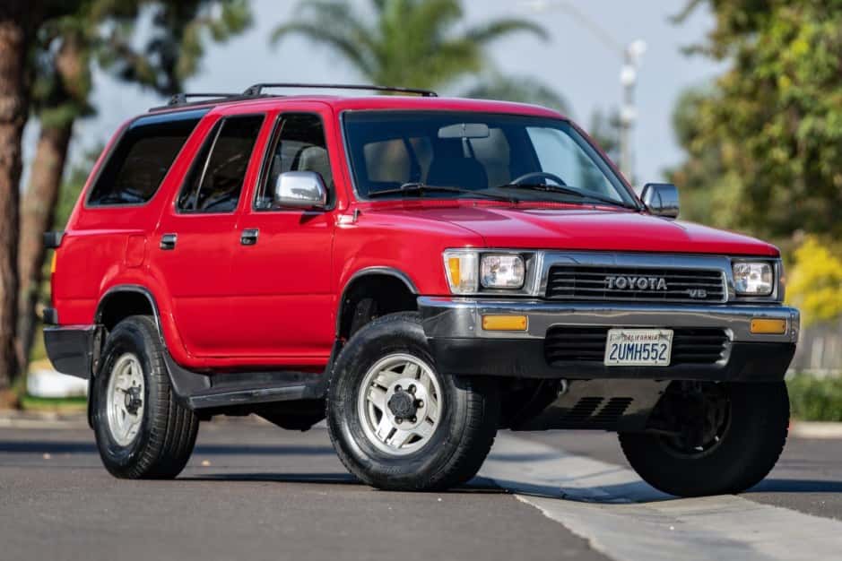 1990 Toyota 4Runner (N120) sold for $8,855