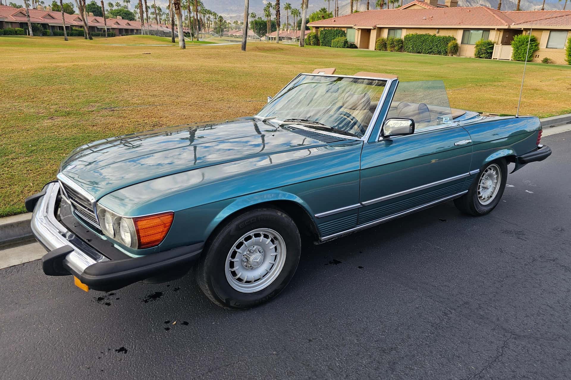 1982 Mercedes-Benz R107 SL sold for $5,575