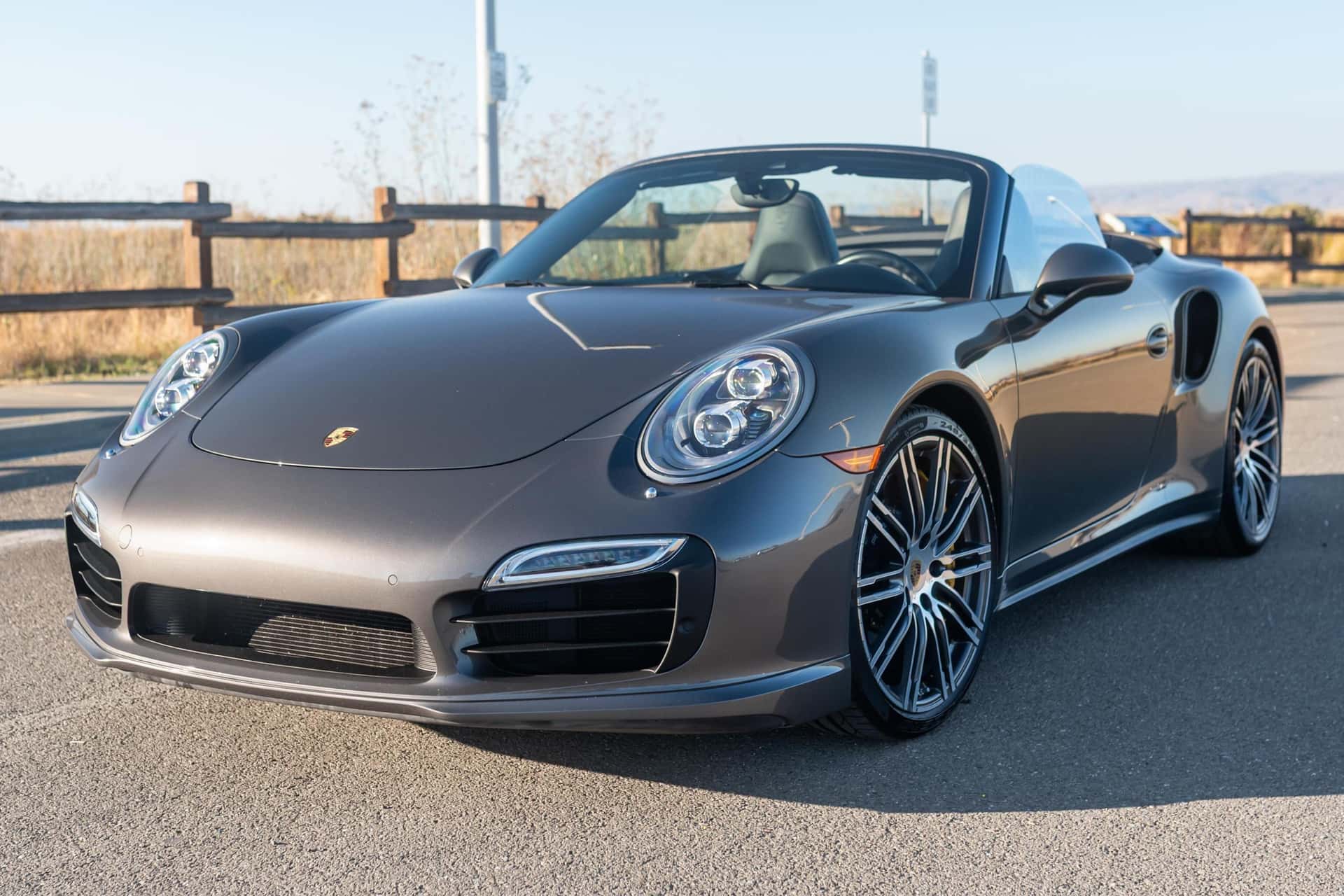2015 Porsche 991 911 sold for $123,000