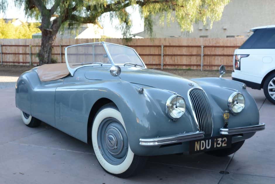 1953 Jaguar XK120 sold for $55,000