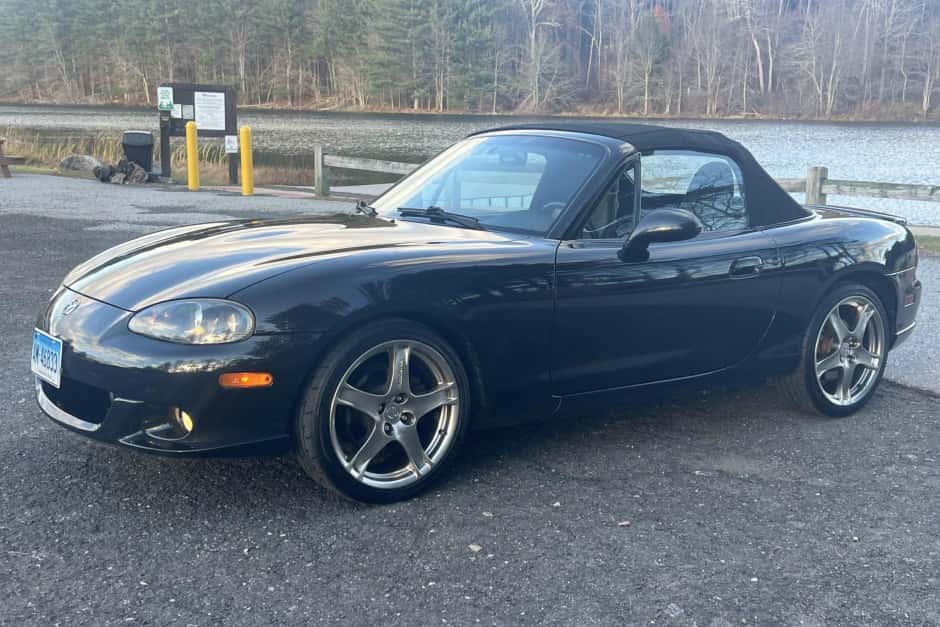 2005 Mazda NB MX-5 Miata sold for $12,200
