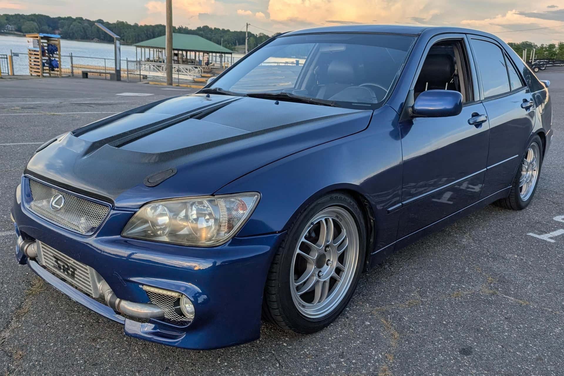 2001 Lexus IS sold for $10,500