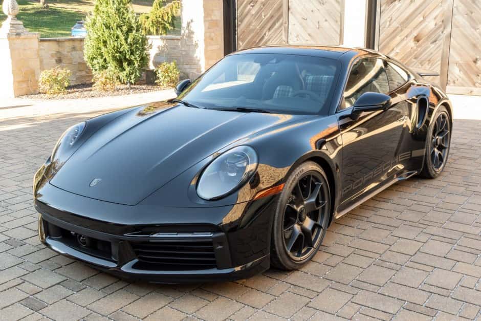 2025 Porsche 992 Turbo sold for $347,000