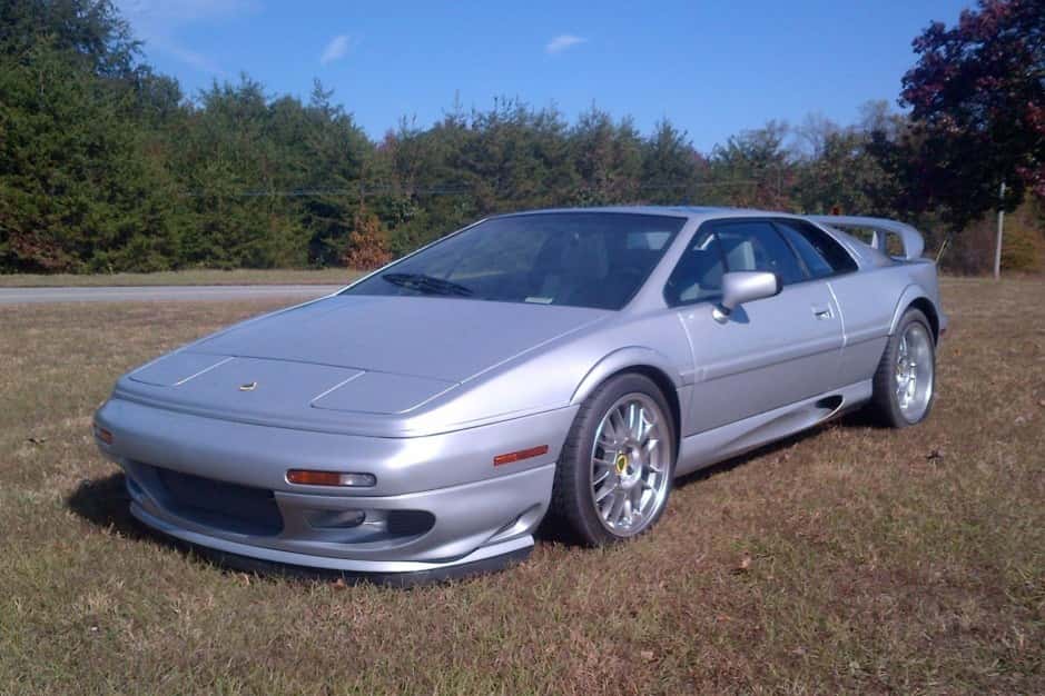 2004 Lotus Esprit sold for $100,067