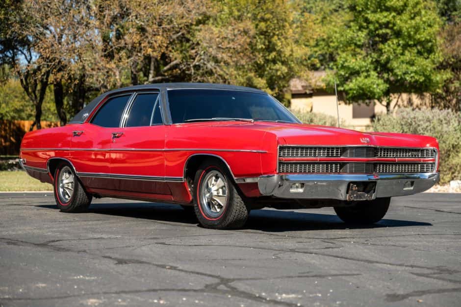 1969 Ford LTD sold for $9,700