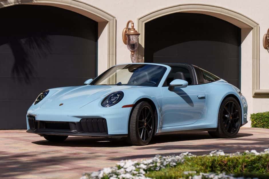 2026 Porsche 992 911 (Non-Turbo/GT2/GT3) sold for $237,500