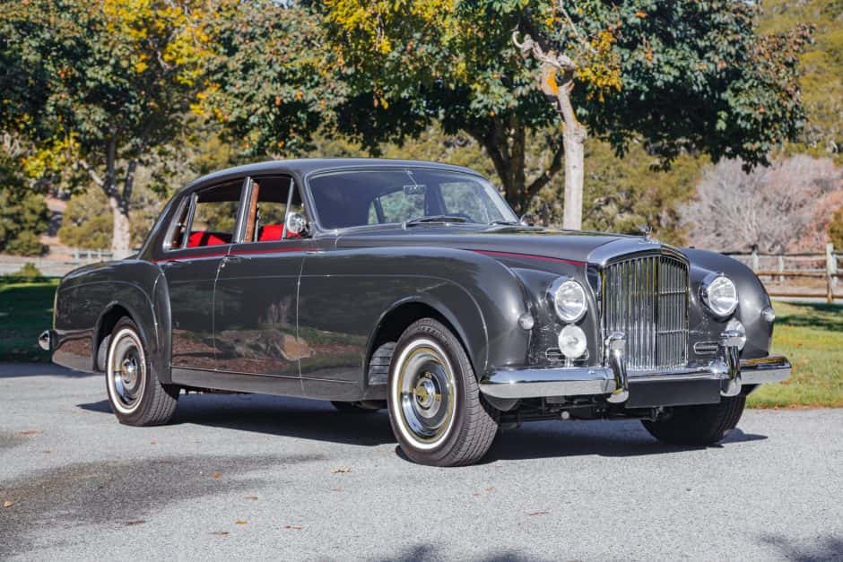 1960 Bentley S-Type sold for $116,000