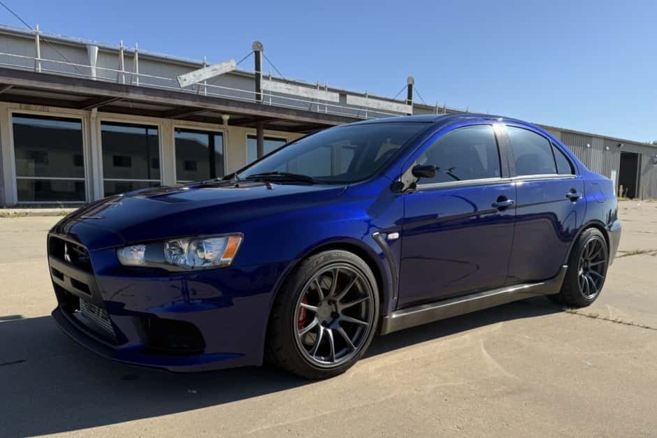 2014 Mitsubishi Lancer Evolution sold for $27,500