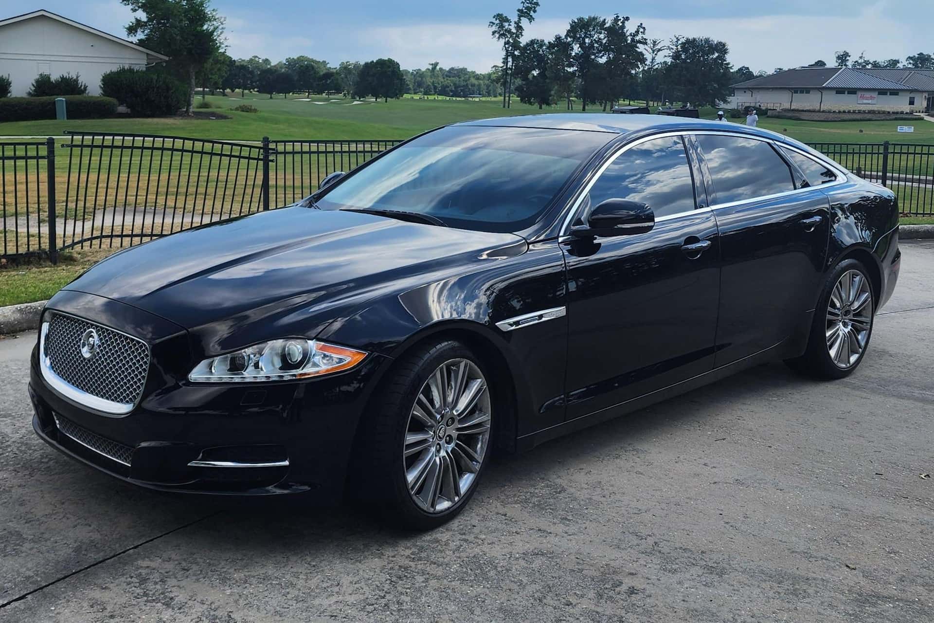 2011 Jaguar XJL sold for $19,000