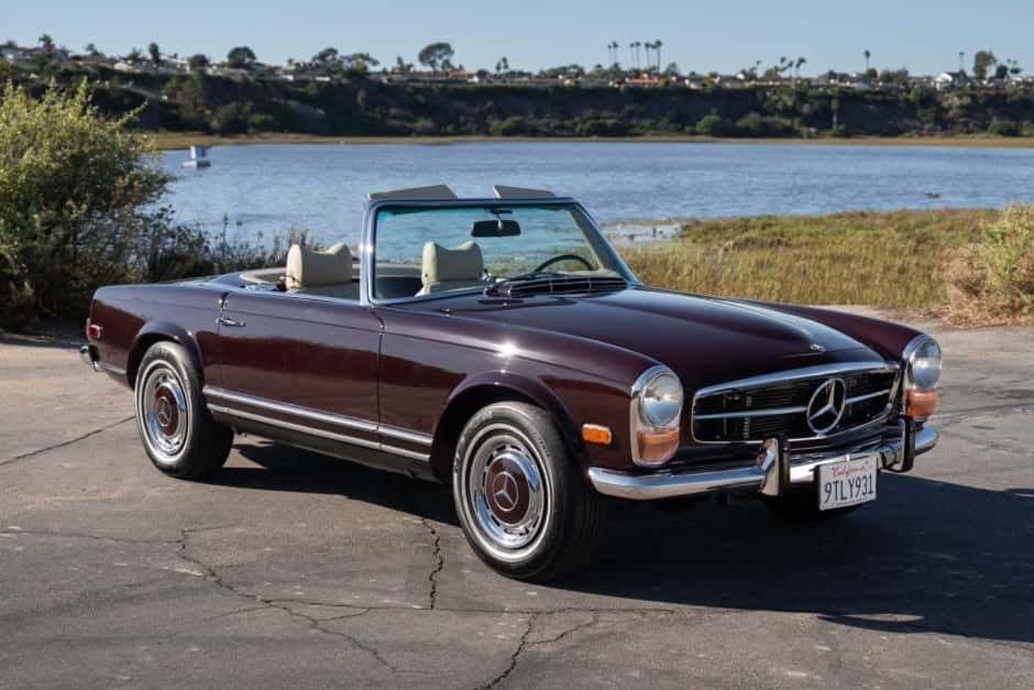 1970 Mercedes-Benz W113 SL sold for $125,000