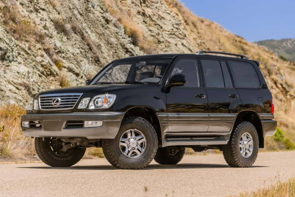 2002 Lexus LX470 sold for $16,000