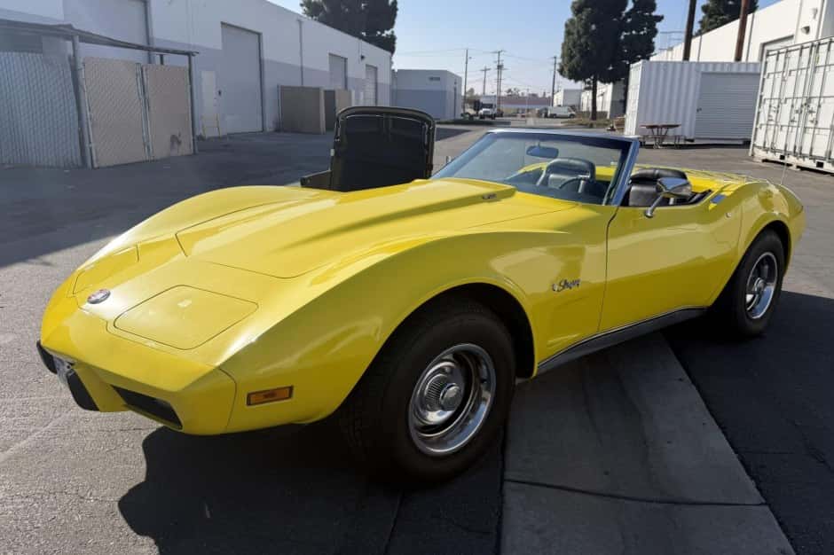1975 Chevrolet Corvette C3 sold for $14,500