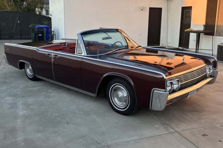 1963 Lincoln Continental (1961-1969) sold for $65,000