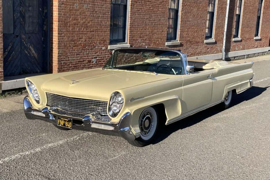 1958 Lincoln Continental (1958-1960) sold for $40,000