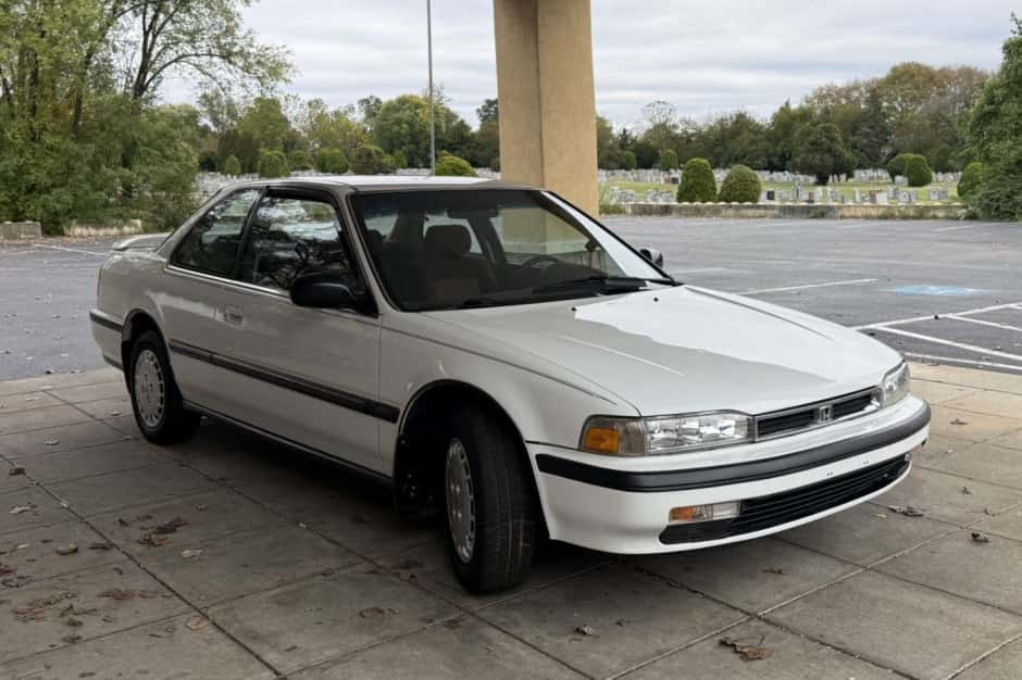 1990 Honda Accord sold for $9,800