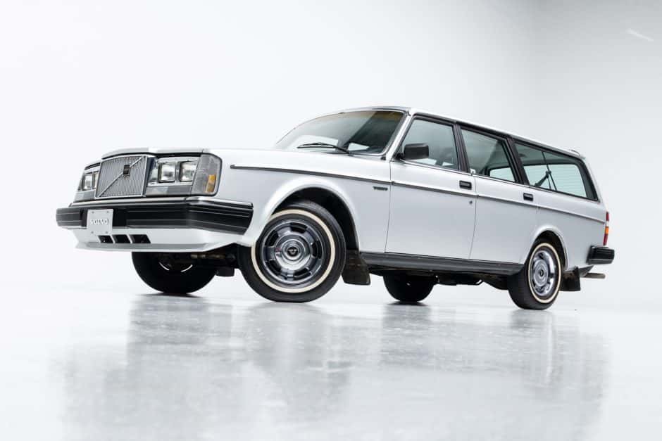 1985 Volvo 240 sold for $8,750