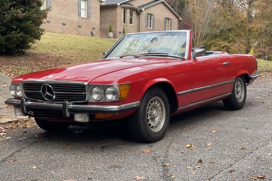 1973 Mercedes-Benz R107 SL sold for $7,600