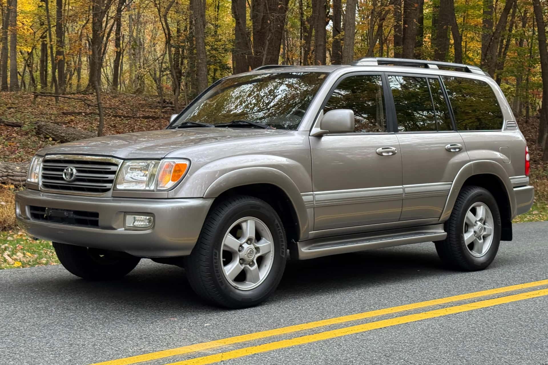 2003 Toyota Land Cruiser sold for $13,000