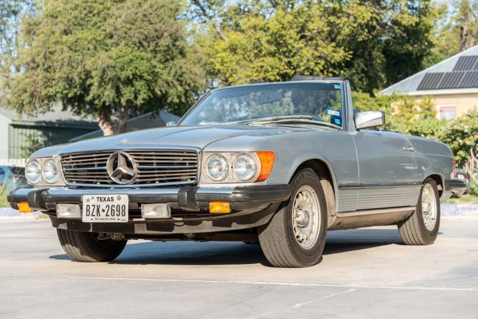 1984 Mercedes-Benz R107 SL sold for $6,250