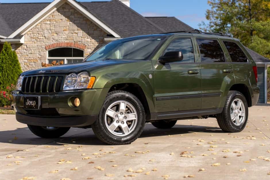 2007 Jeep WK Grand Cherokee sold for $11,400