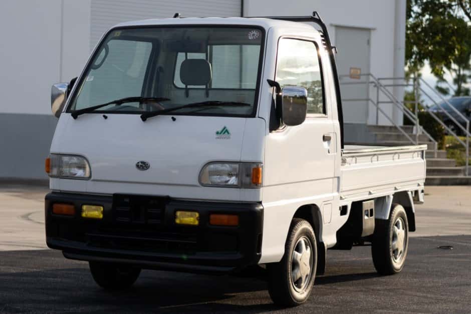 1997 Subaru Sambar sold for $9,100