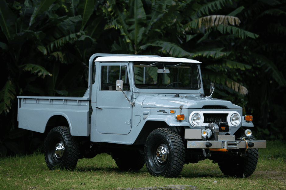 1972 Toyota Land Cruiser FJ45 sold for $52,500