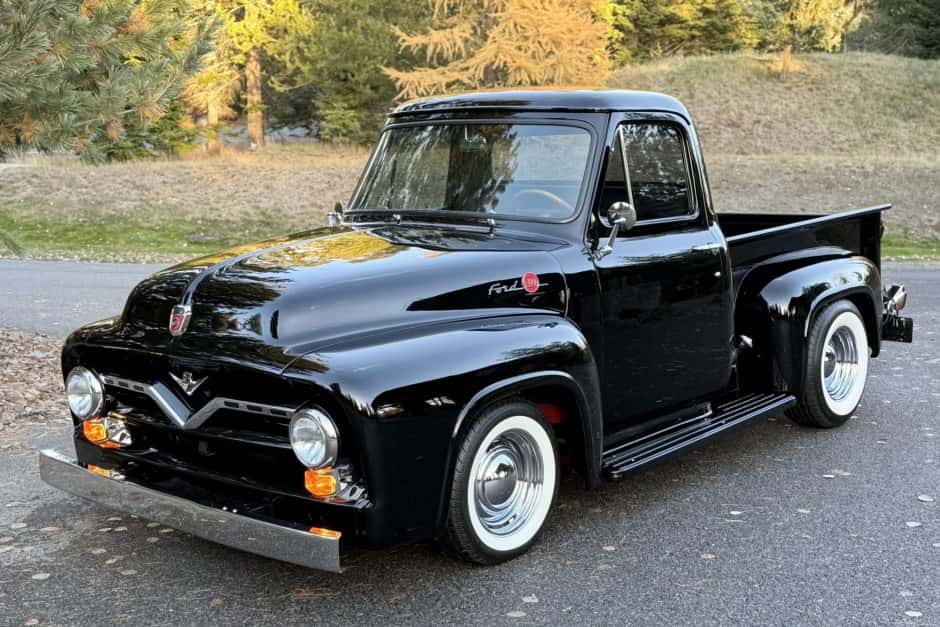 1955 Ford F-Series 1953-1956 sold for $35,000