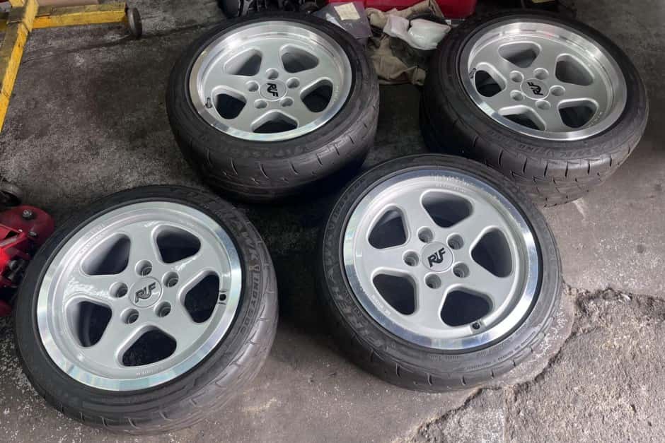 0 Porsche 930 Turbo sold for $5,100