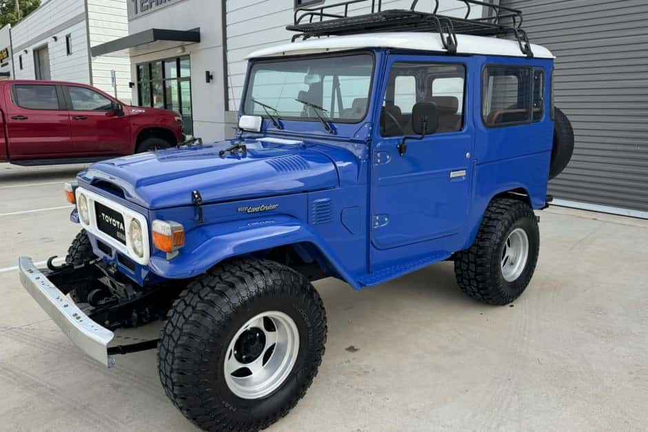 1981 Toyota Land Cruiser FJ40 sold for $27,000