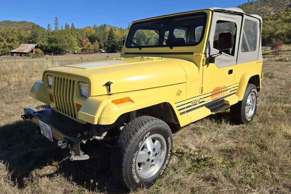 1989 Jeep Wrangler YJ (1987-1995) sold for $7,950