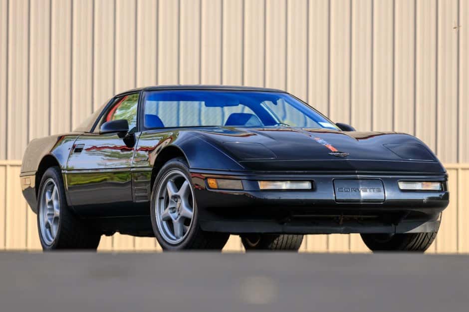 1994 Chevrolet Corvette C4 Coupe (1992-1996) sold for $20,500