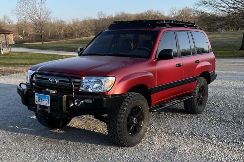 1999 Toyota Land Cruiser 100-Series sold for $16,500