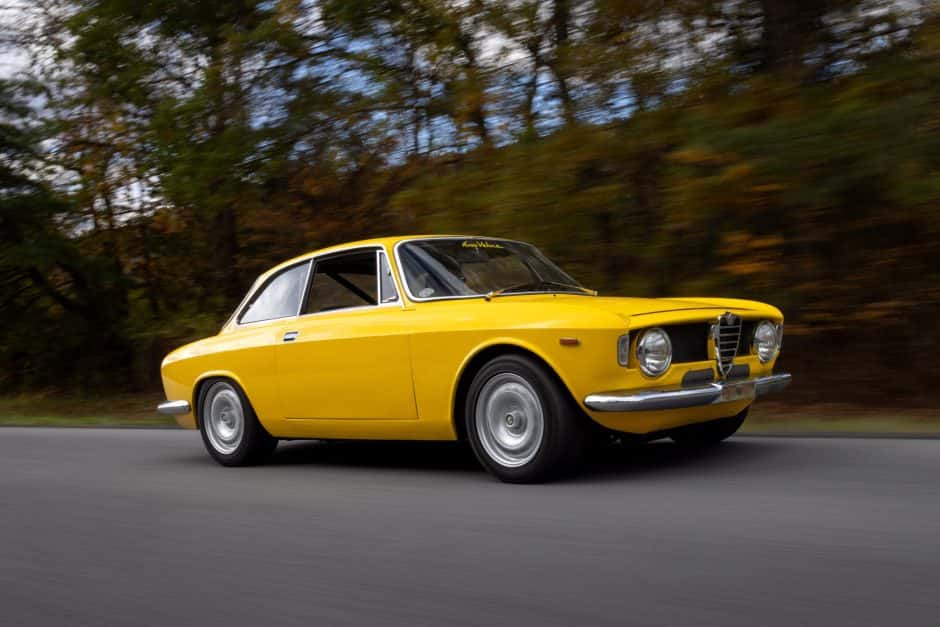 1965 Alfa Romeo 105/115 Series Coupe sold for $74,000